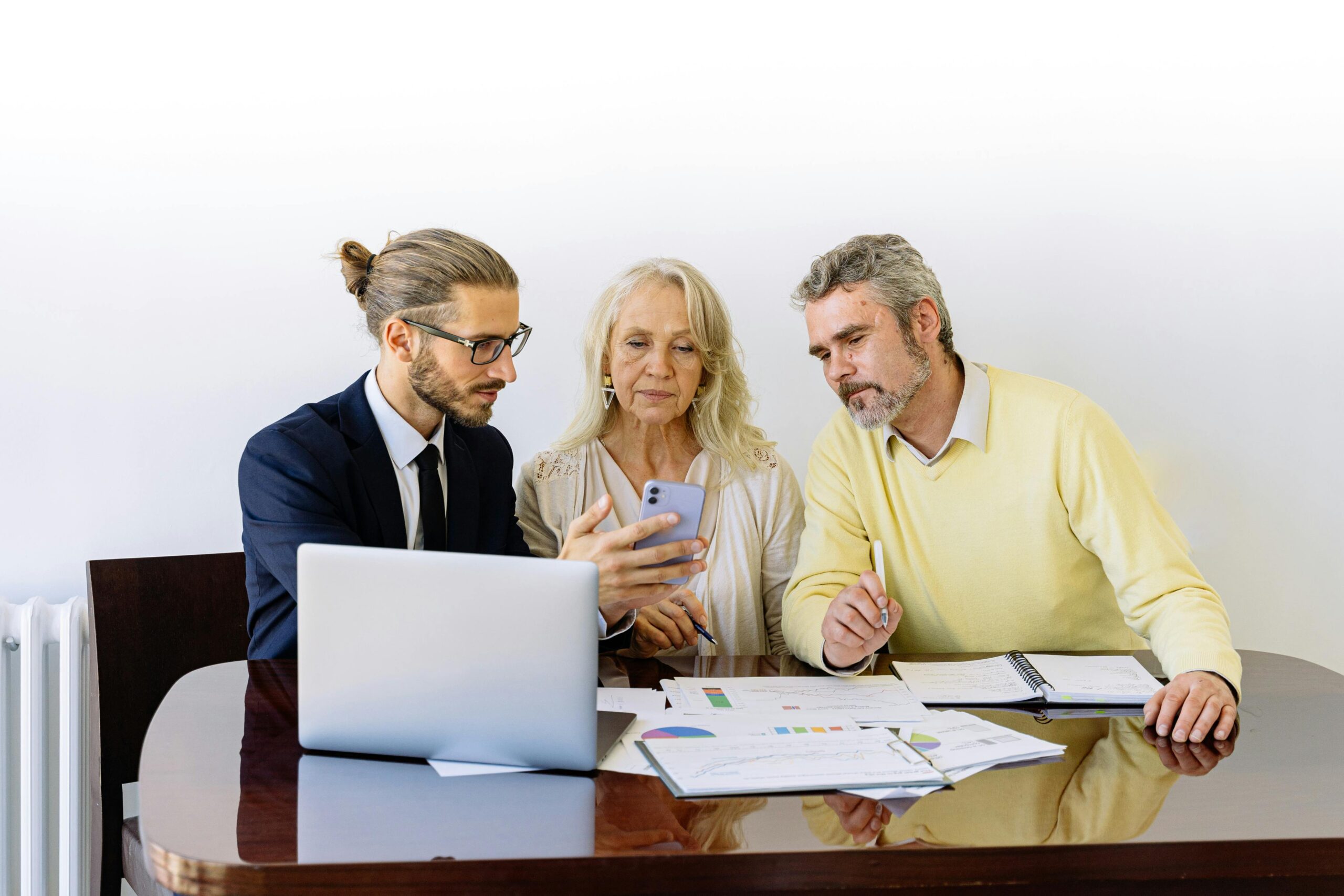 A Complete Guide to SME Loans: Types, Application Tips & AI Solutions-SinoLoanHub: Expert Business Loan Solutions for North American Companies