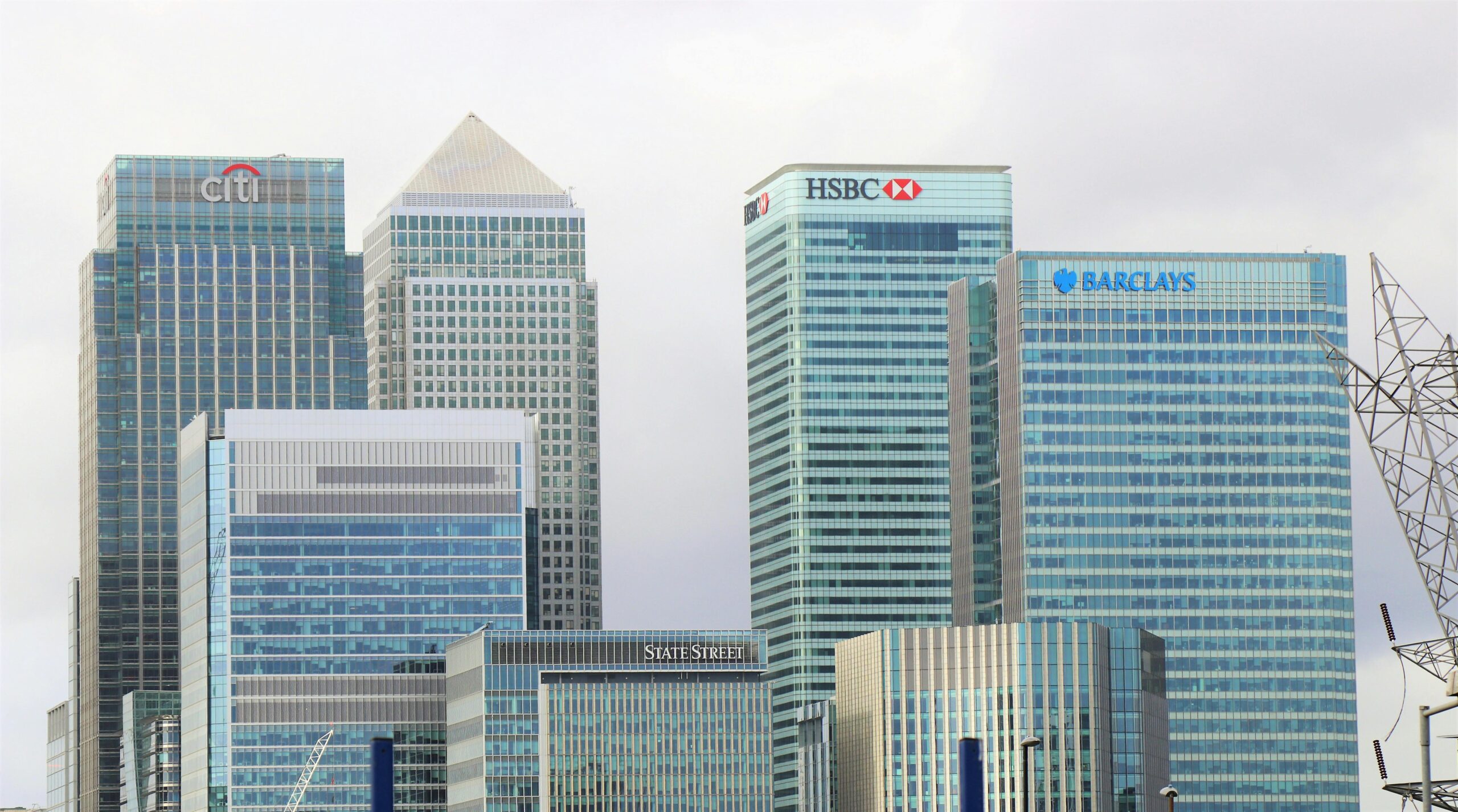 Why Banks Avoid Hiring Former Loan Brokers: The Hidden Risks Behind